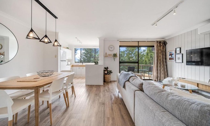 Jindabyne Apartment | Avalanche 3 - 3BR Apartment l Central Location l Balcony l WiFi