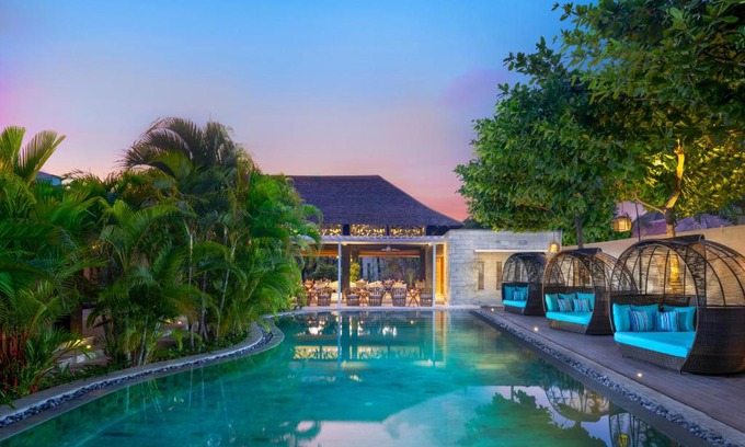 Drupadi Resort | Avani Seminyak Bali Resort