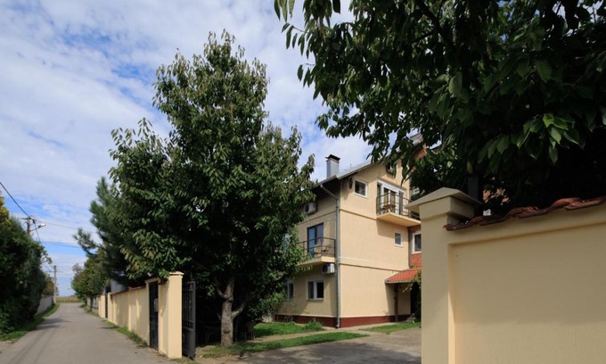 Surcin Apartment | AVIATOR Apartments & Rooms Nikola Tesla Airport Belgrade