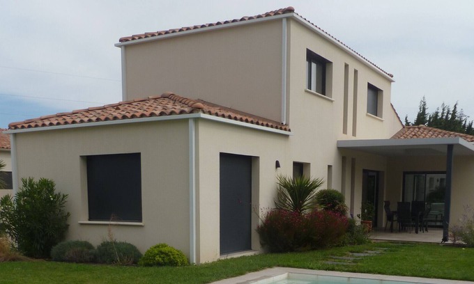 Montfavet House | Avignon New house with swimming pool 7 mins from the ramparts