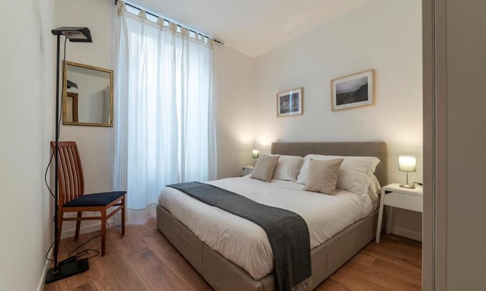 Rione II Trevi Apartment | Avignonesi 04 - FromHometoRome