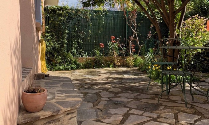 Collioure House | Away from the hustle and bustle and yet only 5 minutes to the beach and town center