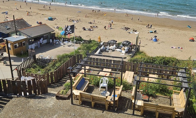 Tresaith Cottage | AWEL DEG, TRESAITH, pet friendly, with a garden in Tresaith