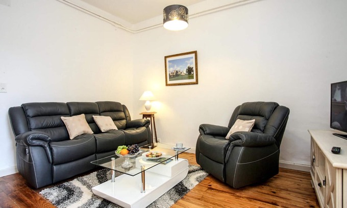 Sarlat-la-Caneda Historic Center Apartment | Awesome apartment in Sarlat-la Canéda
