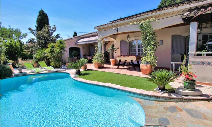 Les Angles House | Awesome Home In Les Angles