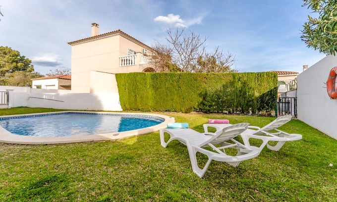 Miami Platja House | Awesome home in Miami Playa with WiFi