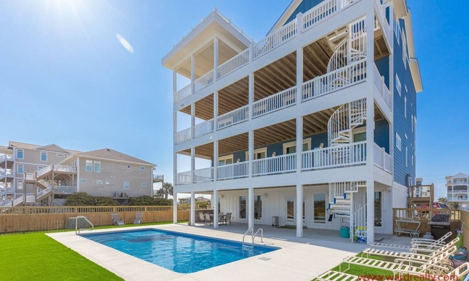 North Topsail Beach House | Azurelair - Ultra Luxurious 12 BR Home - Private Pool, Rooftop Deck with Hot
