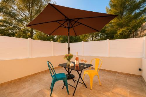 Trans-en-Provence Apartment | Azzurro Studio avec cuisine équipée et terrasse