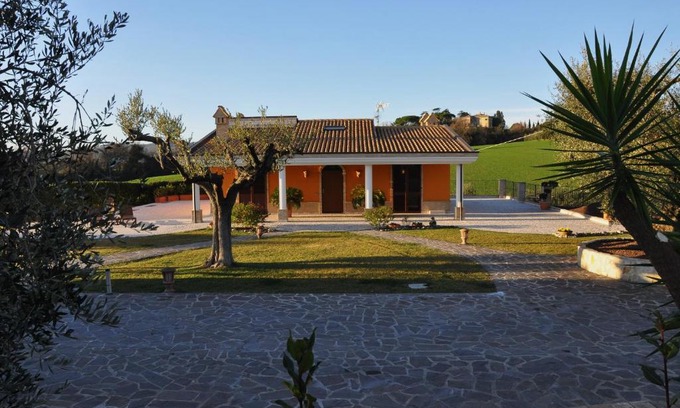 Sant'Elpidio a Mare Bed & Breakfast | B&B Agrifoglio