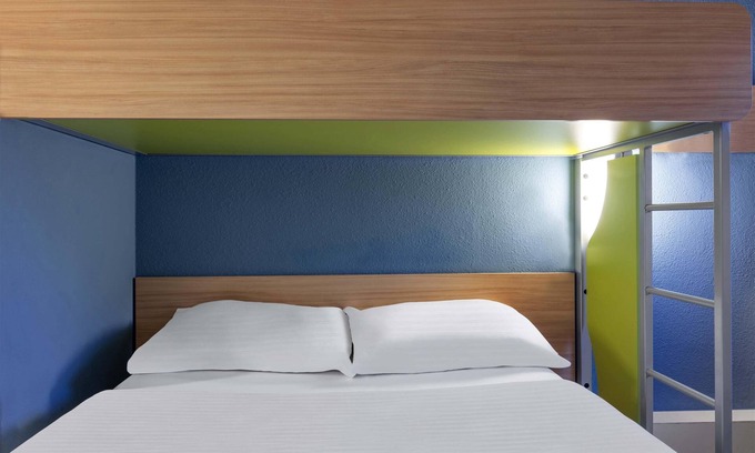 Kaninchenberg Hotel | B&B HOTEL Saarbrücken-Ost
