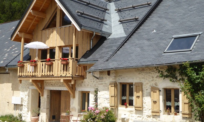 Villard-de-Lans House | B&B in authentic Vercors farmhouse style