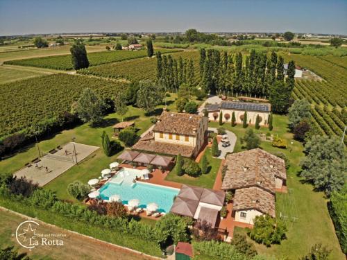 Borgo Montone House | B & B La Rotta