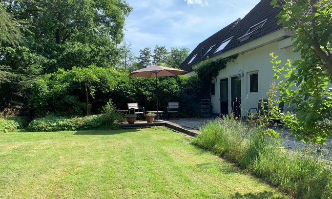 Municipality of Leek Bed & Breakfast | B&B Midwolde