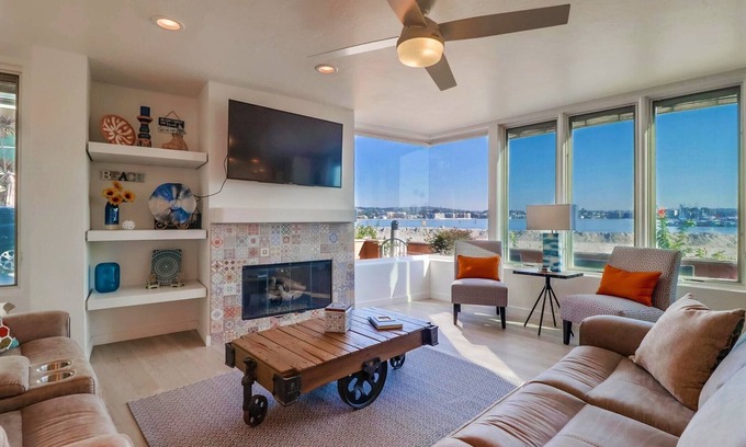 Mission Beach Condo | B5328 Bayside Bliss - Two Bedroom Apartment, Sleeps 6