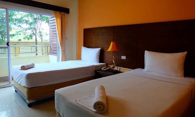 Kamphaeng Phet Hotel | Baan Suanphet Resort