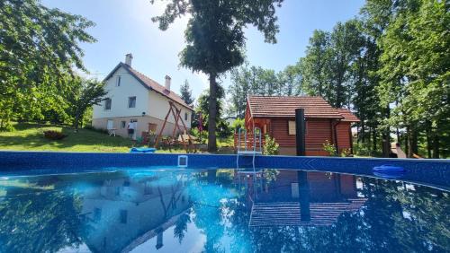 Babe House | Baberius