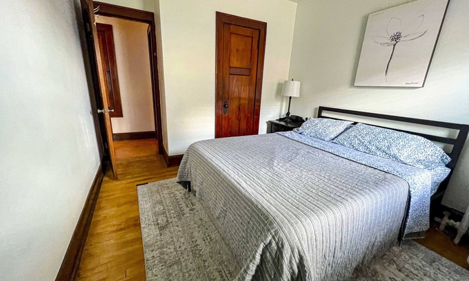 Milwaukee Apartment | Babich Building - 2 Bedroom - Lower Apt #2