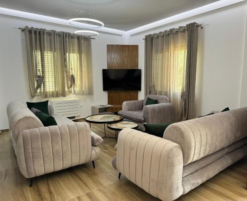 Vlore Villa | Babo's Villa
