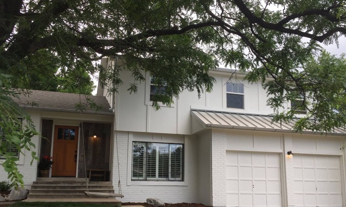 Arapahoe Ridge House | Backs to Park, With Great Flatiron Views