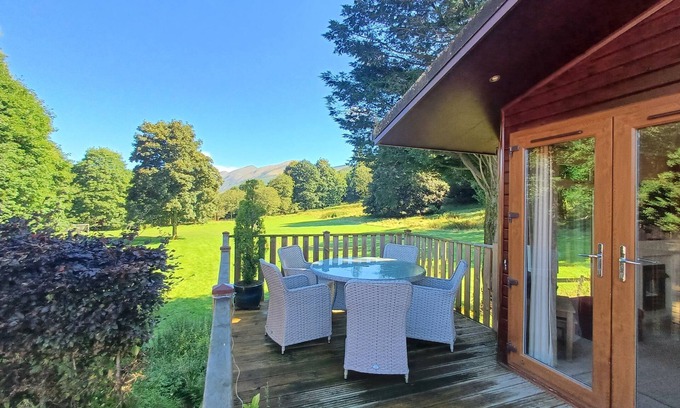 Troutbeck Cabin | Badgers Rest - a holiday lodge that sleeps 6 guests in 3 bedrooms