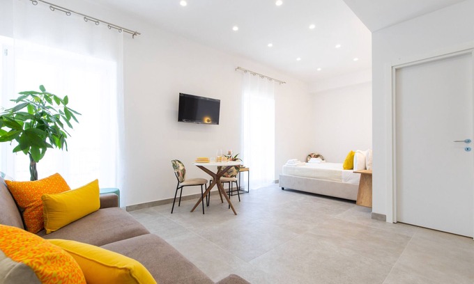 Bacoli Apartment | Baia Flegrea Meublè - Junior Suite sea view