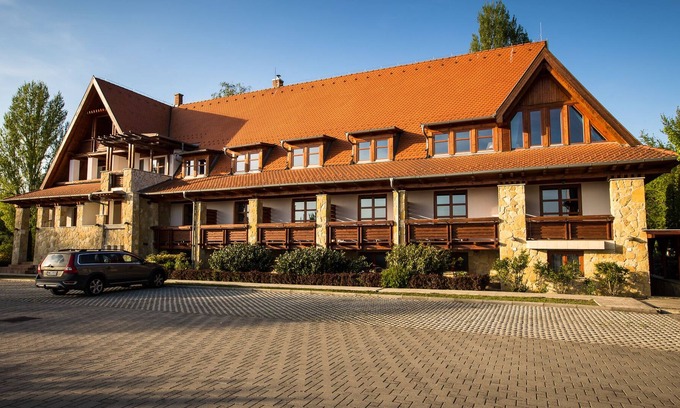 Balatonkenese Hotel | Balatonfoi Yacht Club Balatonkenese