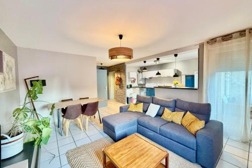 Charpennes - Charmettes Apartment | Balcon Jubin