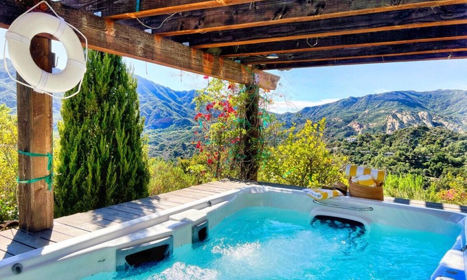 Topanga Villa | BALI INSPIRED MOUNTAIN RETREAT WITH HOT TUB & POOL