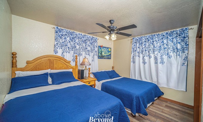 Flour Bluff House | Balmy Blue Beachy Bungalow (Minutes from the Water)