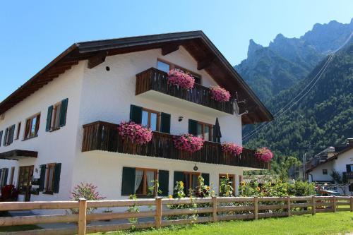 Mittenwald Apartment | Barbara Jais