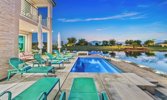 Terra Lago House | Barbie theme, Sep specials reach out, luxury villa, best views, games.
