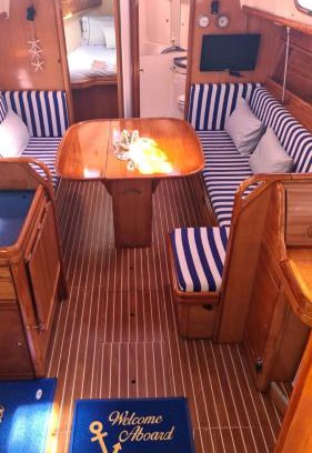 Vigo Boat Rental | BARCO PURAVIDA