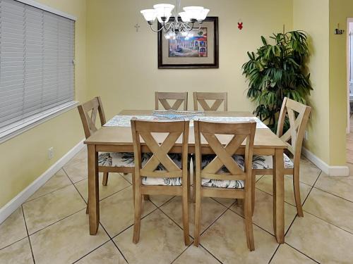 Indian Shores Apartment | Barefoot Beach Resort B-201
