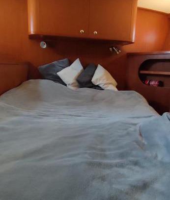 La Rochelle City Centre Boat Rental | Barkas