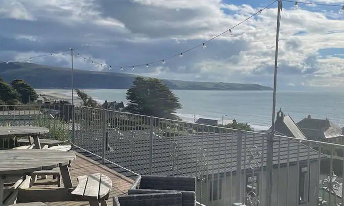 Barmouth Cabin | Barmouth - Caravan - 2Bed - Sea View - PetFriendly