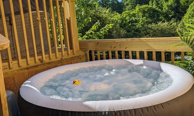 Stokes House | Barn Sanctuary w Private Hot Tub and Pond View