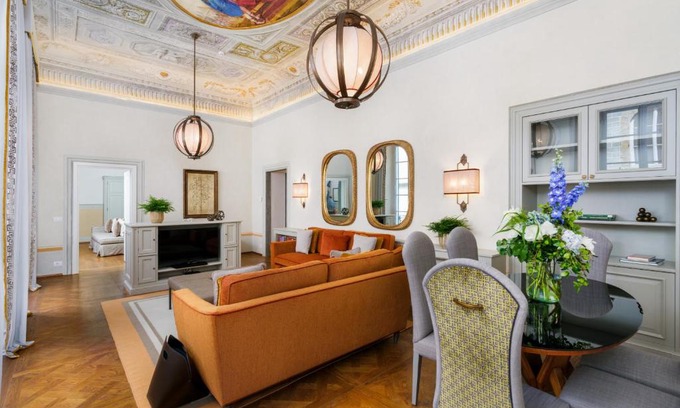 Santa Croce Apartment | Barone Achille -La Dimora degli Affreschi Florence