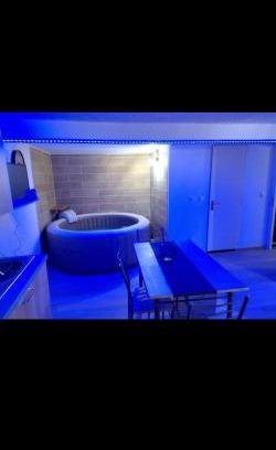 Solaro Apartment | Bas de villa à 100 M de la plage
