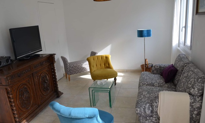 Ciboure House | Basque fisherman's house sleeps 6 Ciboure St Jean de Luz, near the golf course