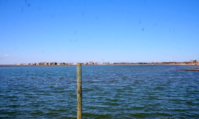 Beach Haven House | Bay Front Home in Loveladies.