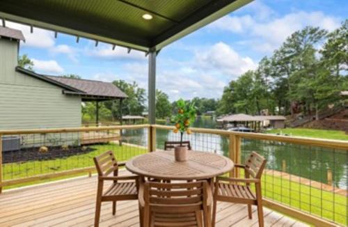 Jacksons' Gap House | Bay Ridge Villas - Unit 6