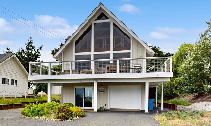 Bodega Bay House | Bay view home overlooking Bodega Harbor w/fireplaces, WiFi, & private W/D