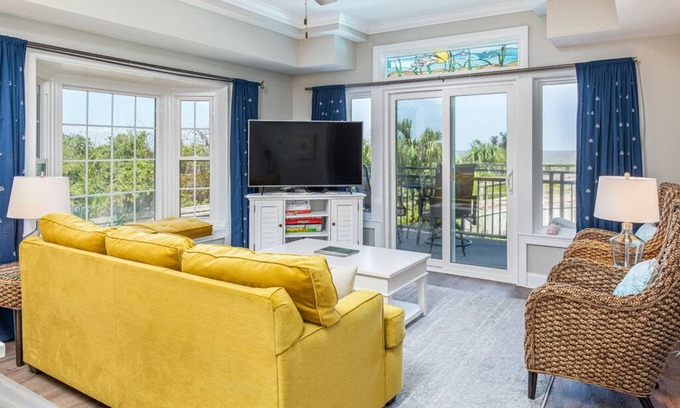 Tybee Island Condo | Bay View Villas 105 | Waterfront, Community Pool