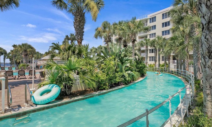 Destin House | Bayfront Bliss @ Destin West