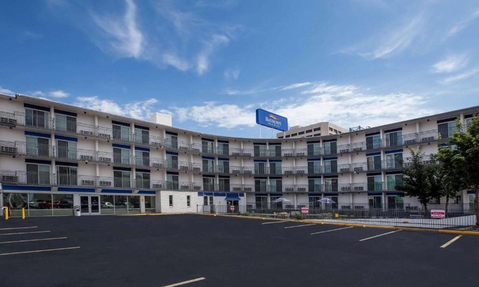 Downtown Spokane Hotel | Baymont by Wyndham Spokane