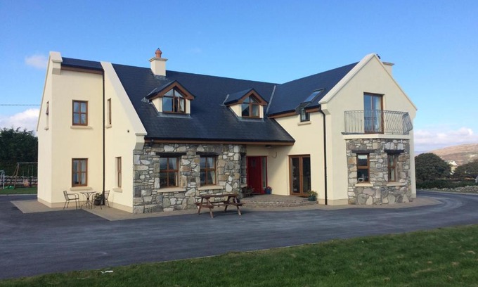 Wild Atlantic Way Bed & Breakfast | Bayview B&B