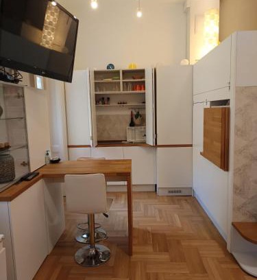 Szentimrevaros Apartment | BB 37 Apartment