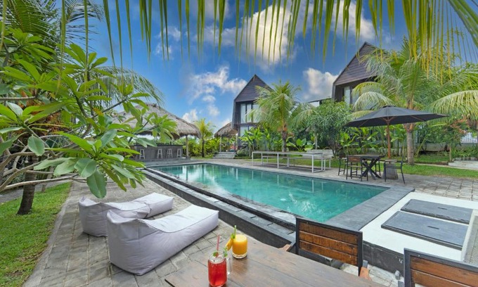 Batu Bolong Villa | BB Garden Resort