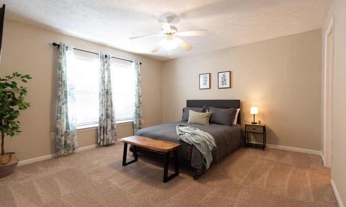 Augusta Condo | 🌻 Be Home | spacious condo w/parking 🌻