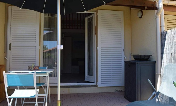 Saint-Pierre-la-Mer Apartment | Beachside Studio with Mezzanine, Pool, Tennis, 800m to Beach - 4 Guests, Pet-Friendly